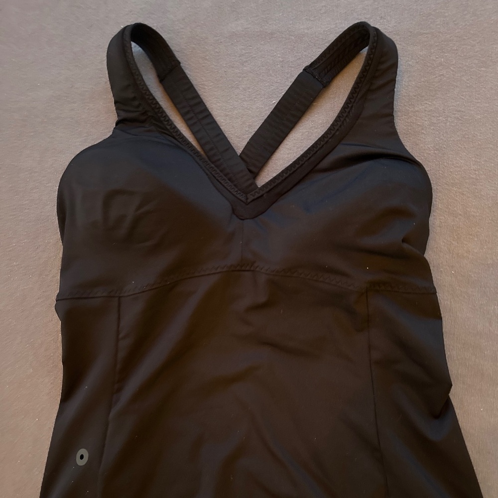 Athleta Black Racerback Tank with BuiltIn Bra Size Small